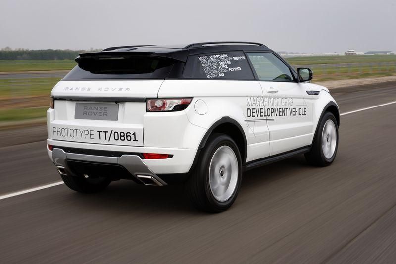 Click to enlarge New Range Rover appeals on the road...