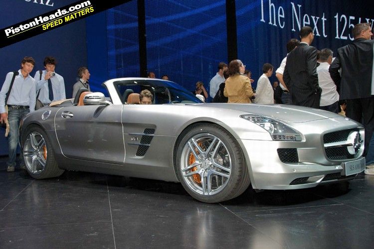 AMG Performance Media also debuts on the SLS Roadster