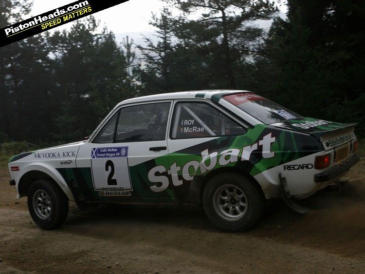 Features: Rally GB: Retro Style