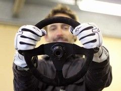 'Fast hands' gloves sadly not needed