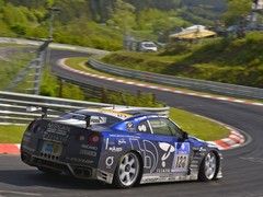 Kazunori races with GT players turned drivers