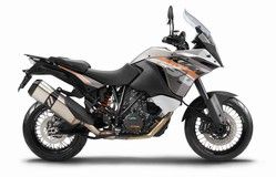 KTM 1190: 150bhp on gravel anyone?