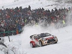 Snowy drive to work for Loeb...