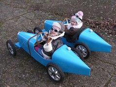 Pair of Bugattis built for Scarlett and sister