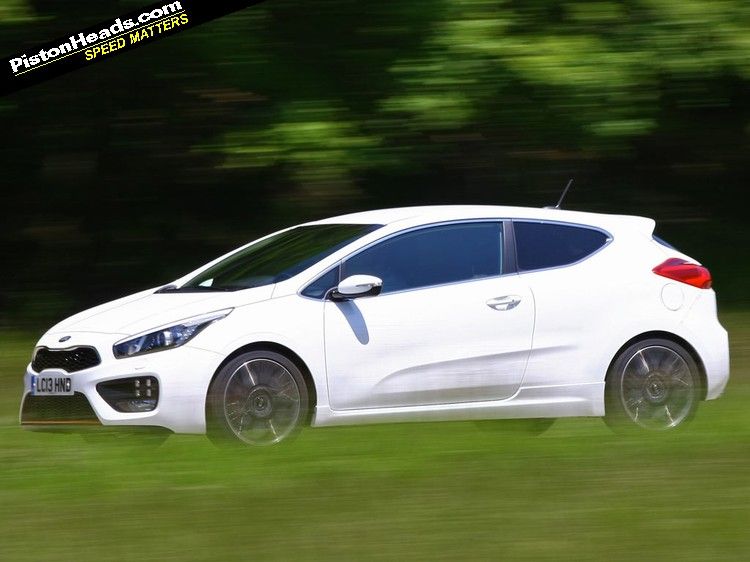 Kia Proceed GT review - value and fun from Kia's appealing hot hatch