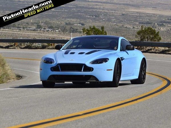 AstonVantageV12S_19.jpg