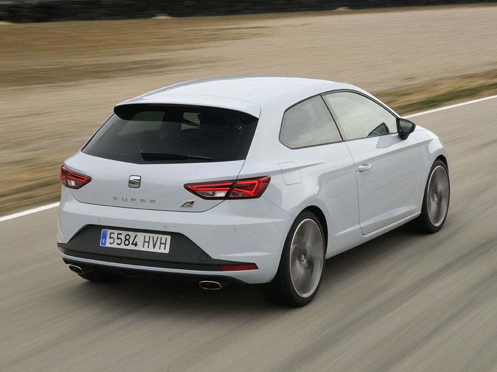 Seat Leon Cupra Review Pistonheads Three Door Cupra Offered For The First Time