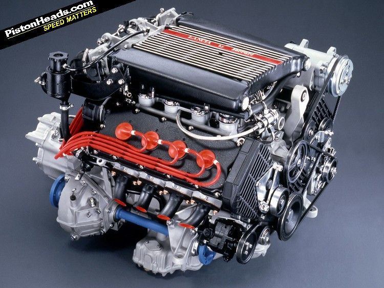 http://images.pistonheads.com/nimg/29999/Lancia-Thema-832-(1)-L.jpg