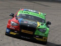 Turkington is leader with two rounds left