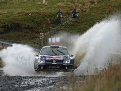 Ogier triumphs in a miserable Wales