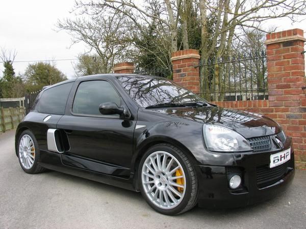 Renault Clio V6: Spotted - PistonHeads UK