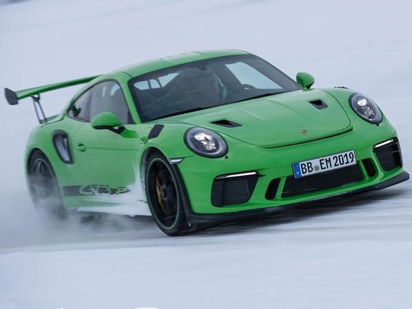 New Porsche 911 GT3 RS revealed with 525hp - PistonHeads UK