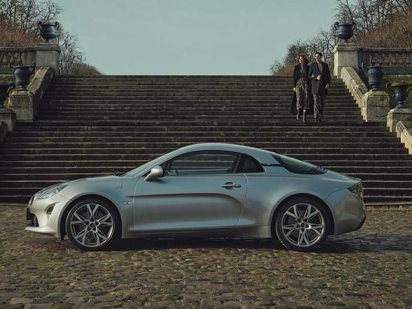Alpina A110 ノベルティ 8月31日（土）- 9月29日（日） A110 ATELIER COLLECTION DEBUT