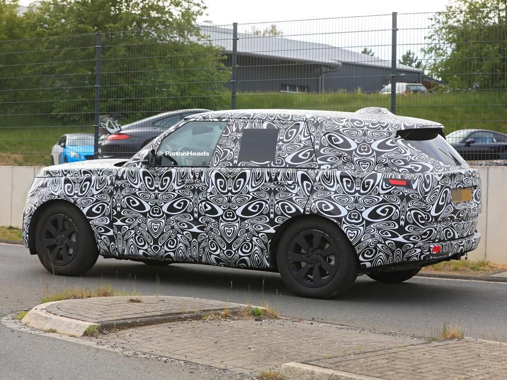 Groundbreaking new Range Rover breaks cover - PistonHeads UK