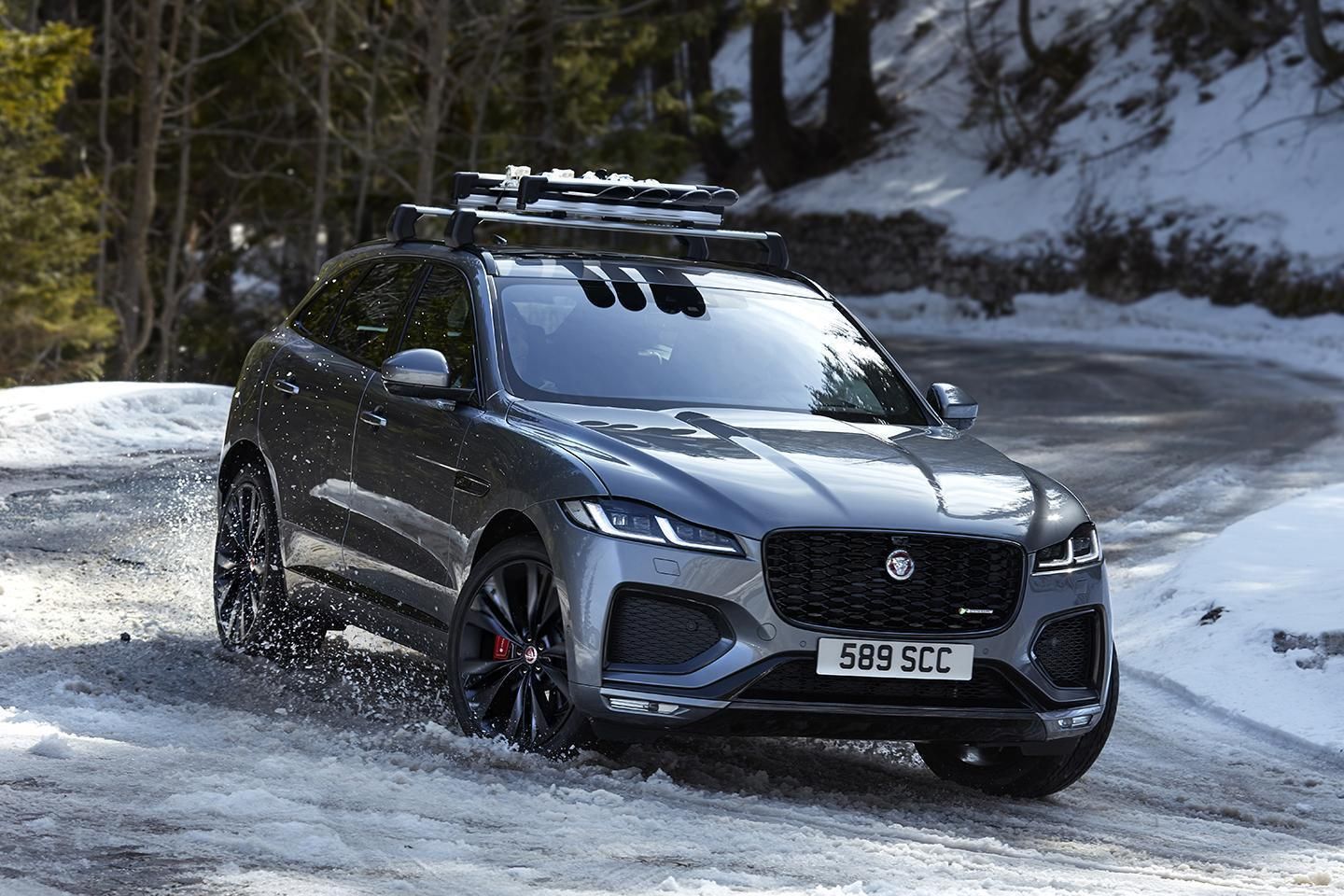 Jaguar F Pace Updated With 400hp Straight Six Pistonheads Uk