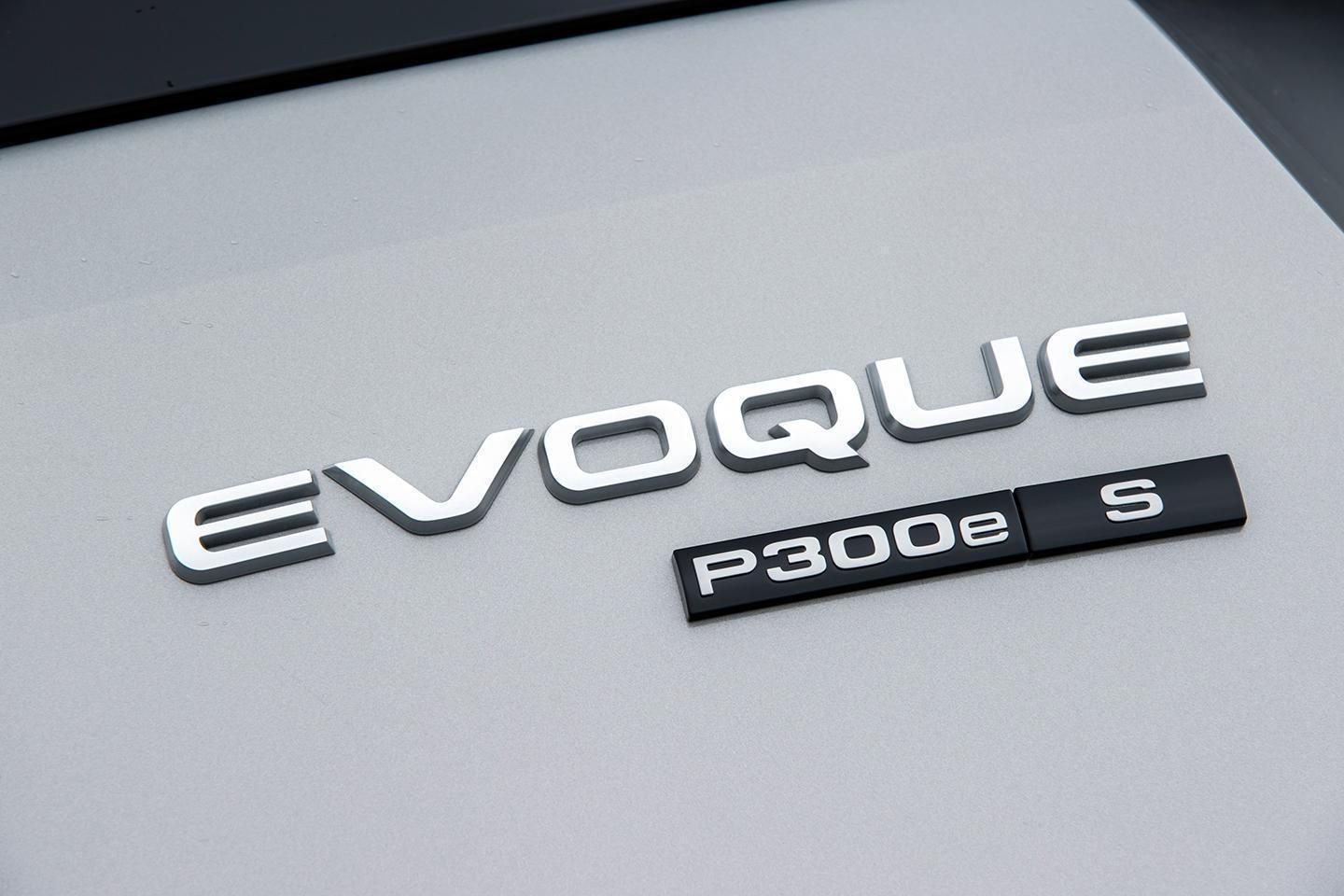 Discovery Sport & Evoque P300e | UK Review - PistonHeads UK