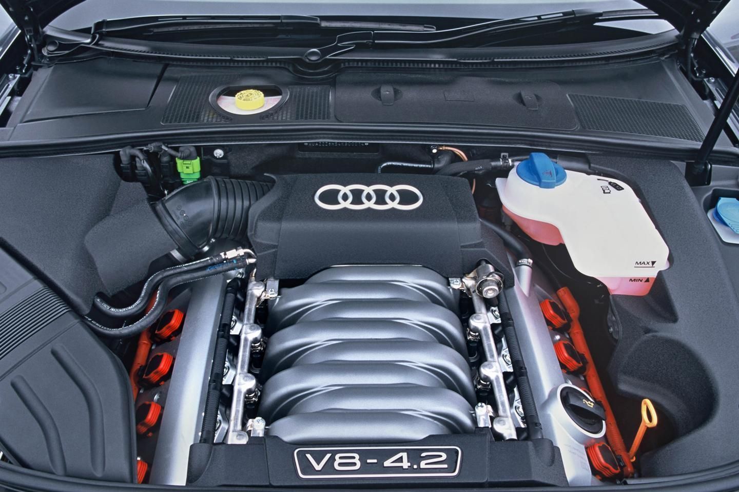 5 сильные моторы. Audi s4 4.2 v8. Audi v8 4.2. Audi s4 b8 двигатель. Ауди rs6 мотор.