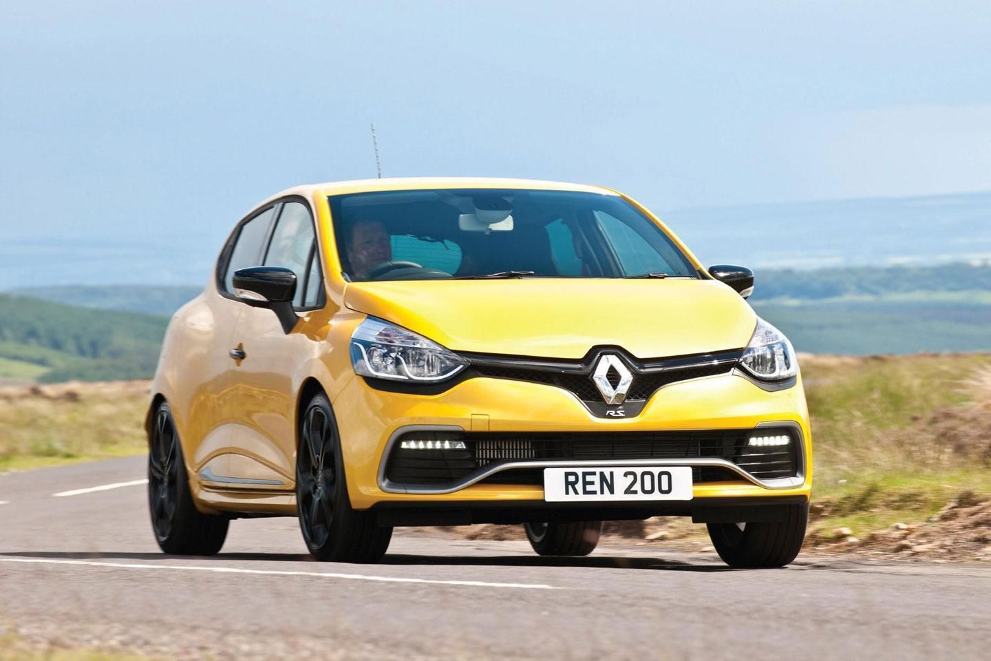 Renault Clio 200 Review 2024