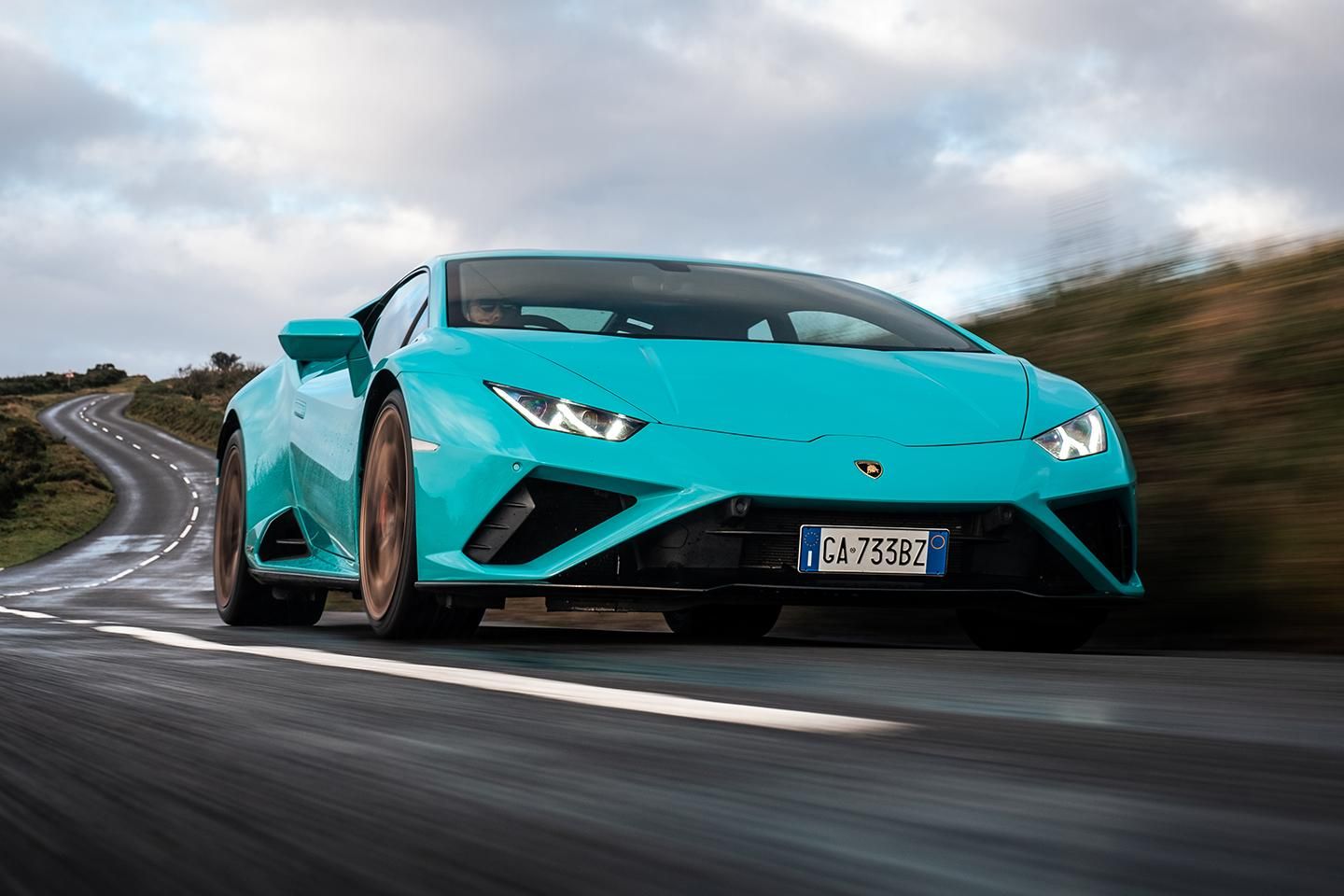 Lamborghini to electrify entire range by 2024 | PistonHeads UK