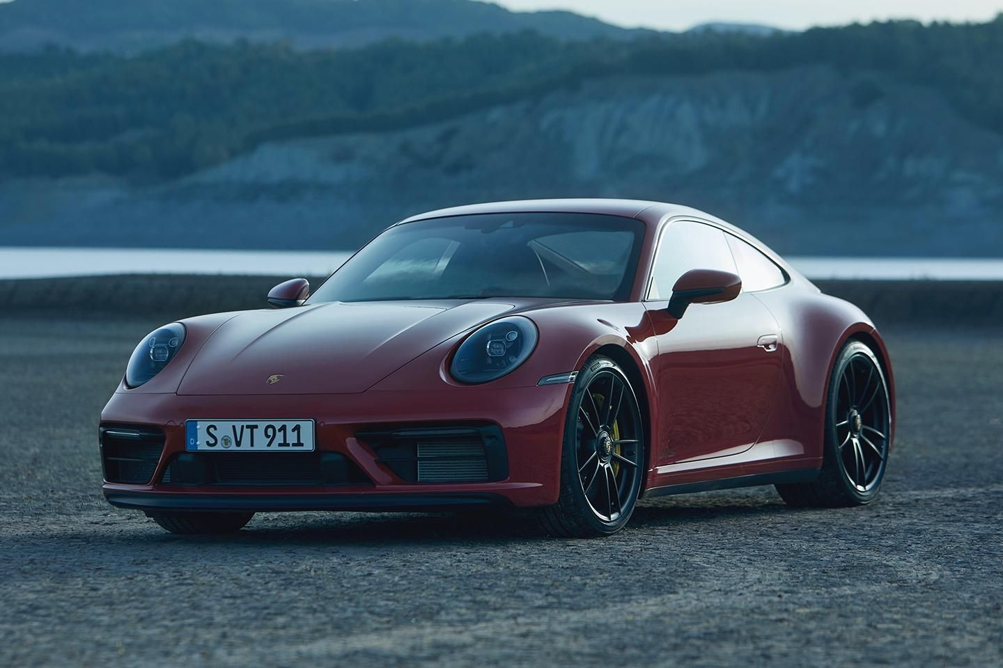 Porsche reveals new 911 Carrera GTS | PistonHeads UK