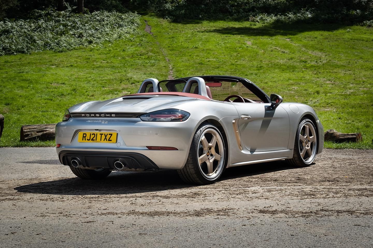 2021 Porsche Boxster 25 is a celebratory special edition with throwback  cues - CNET