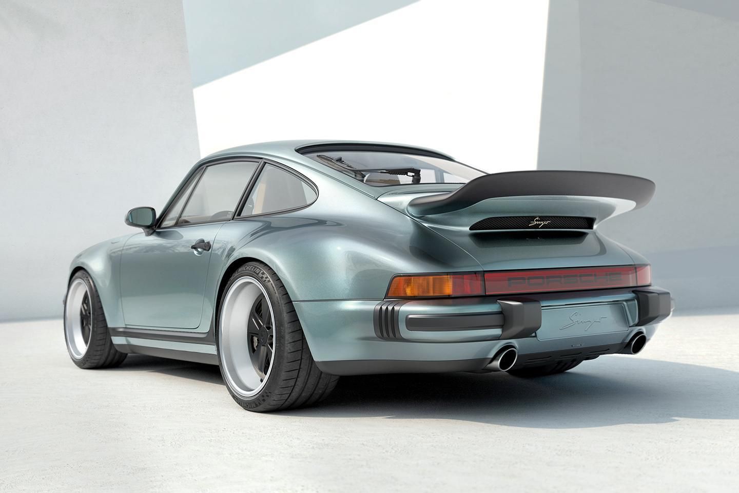 Singer presents its first turbocharged Porsche 911 | PistonHeads UK