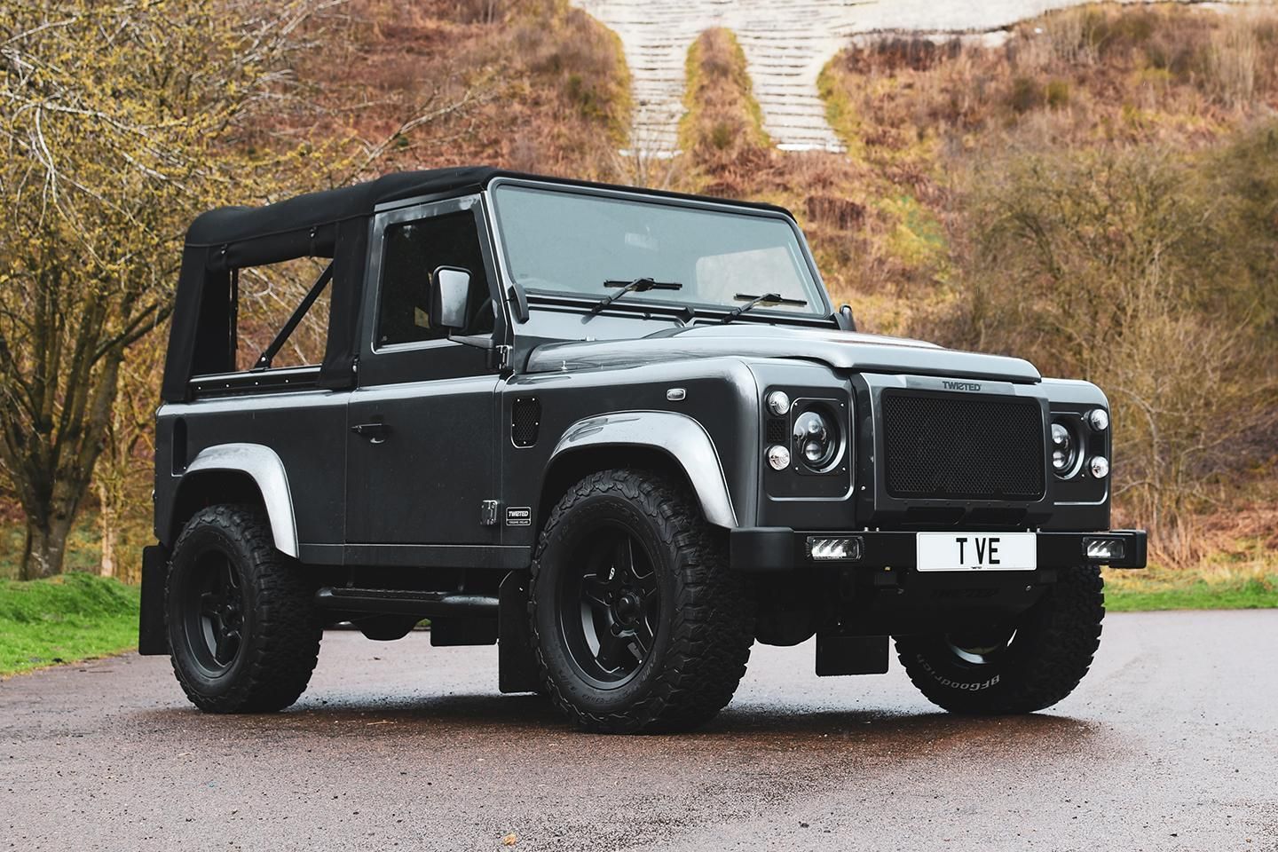 Fully electric deals land rover defender