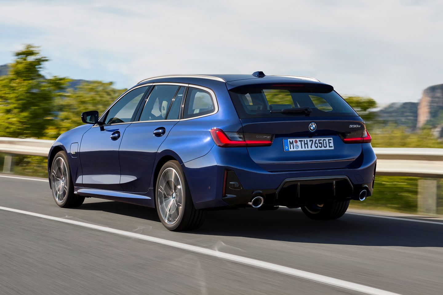 BMW unveils G20 3 Series facelift - PistonHeads UK
