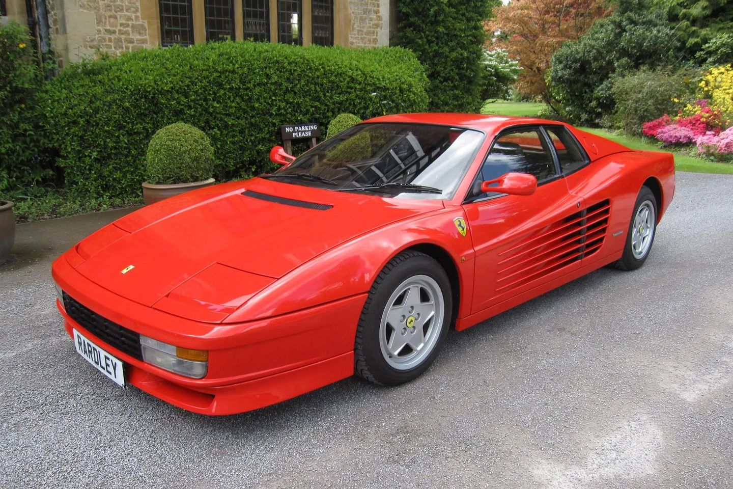 Детская машинка Ferrari Testarossa