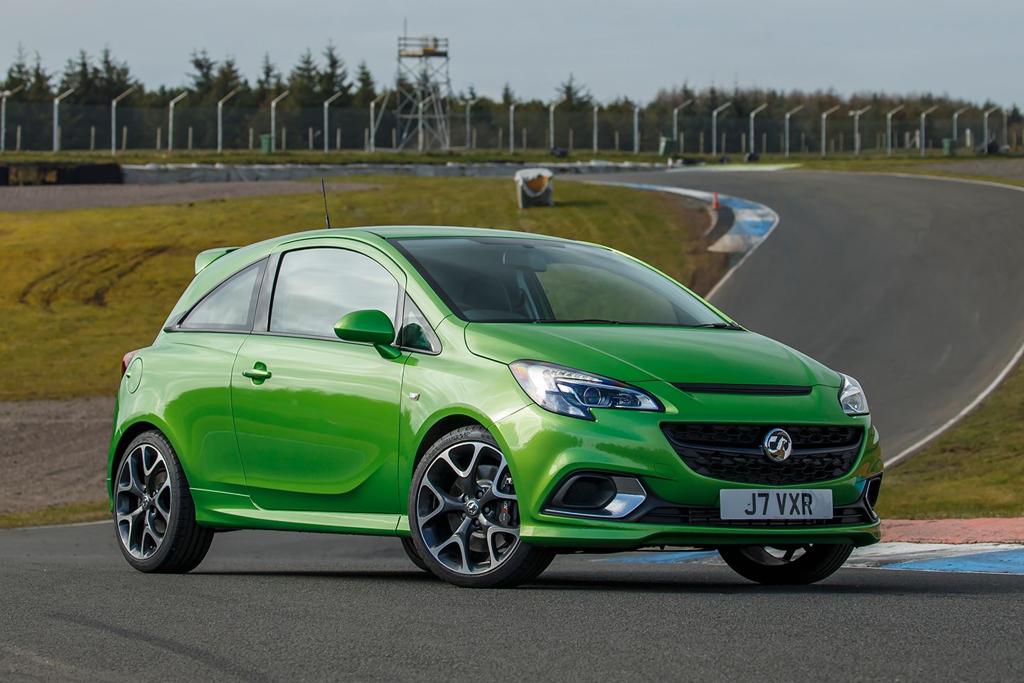 Opel Corsa-e – It's More Fun Driving It. 