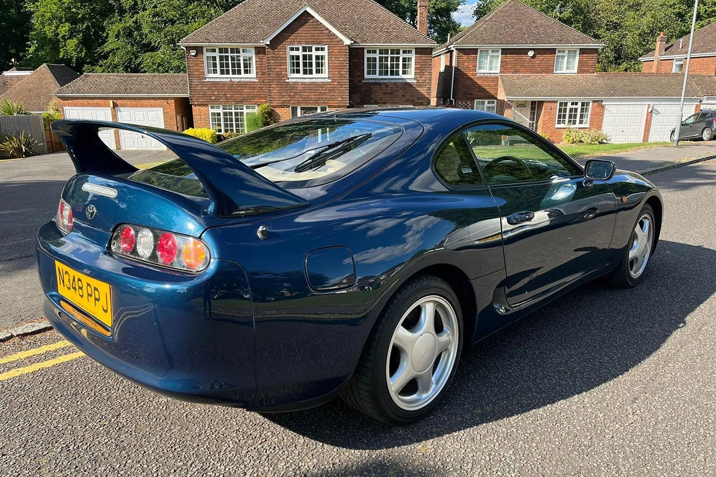 Toyota supra store old model