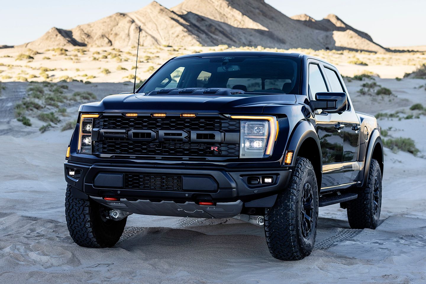 700 Horsepower! New Ford F-150 Raptor R Is Most Powerful Raptor Ever for  High-Performance Off-Roading