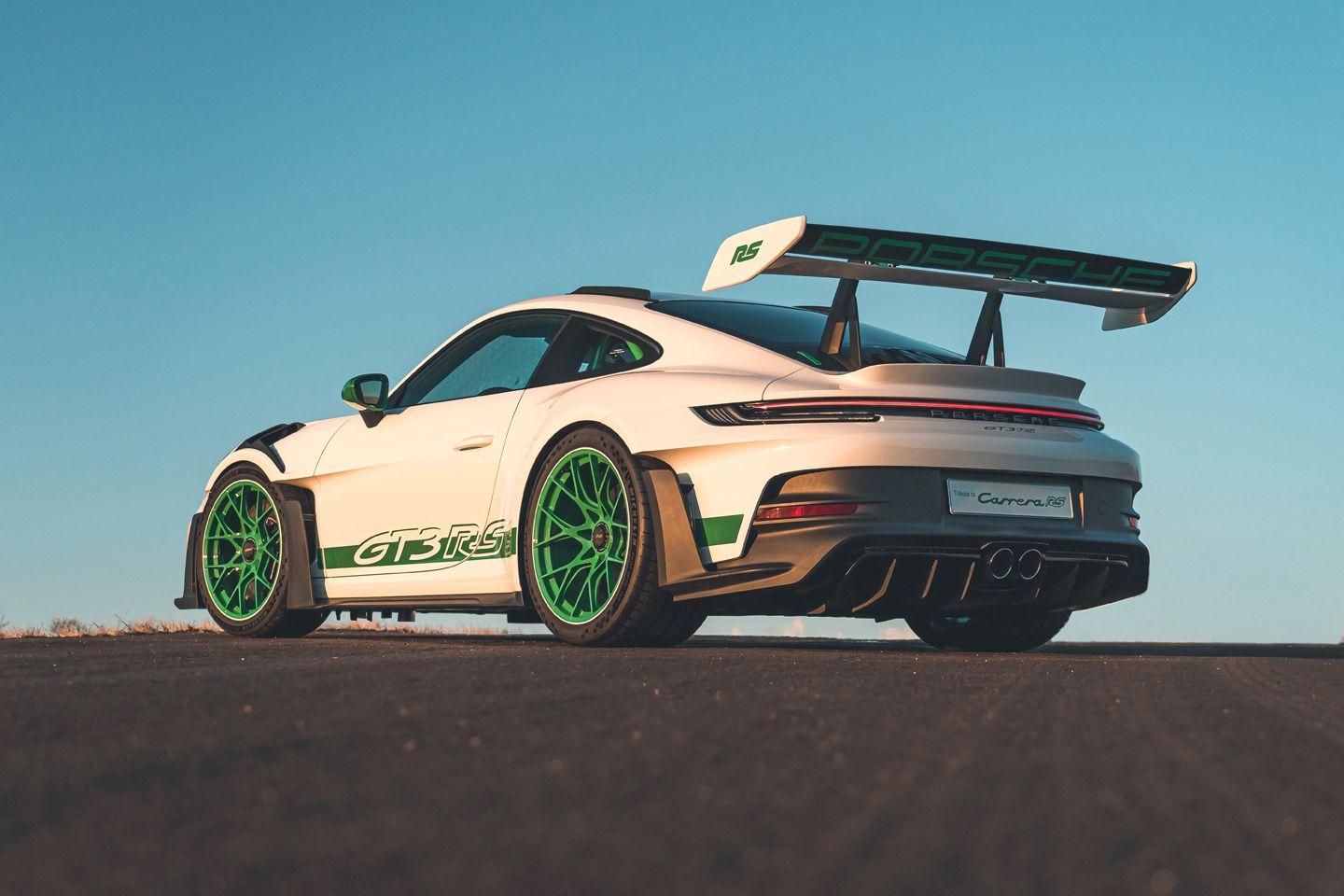 New Porsche 911 GT3 RS revealed with 525hp | PistonHeads UK