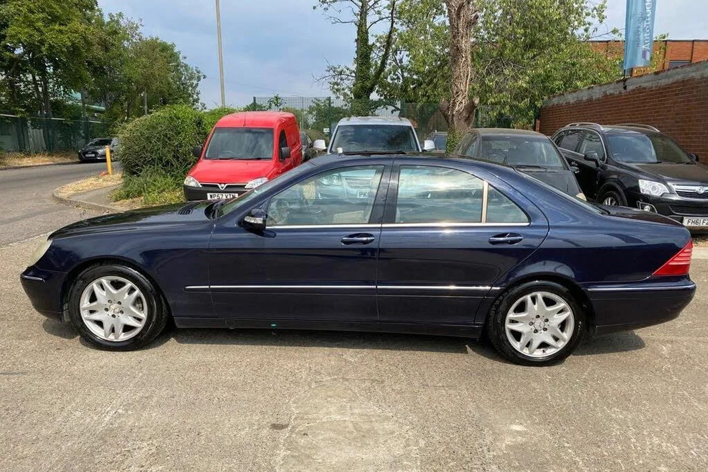 Mercedes S350 (W220) | Shed of the Week - PistonHeads UK