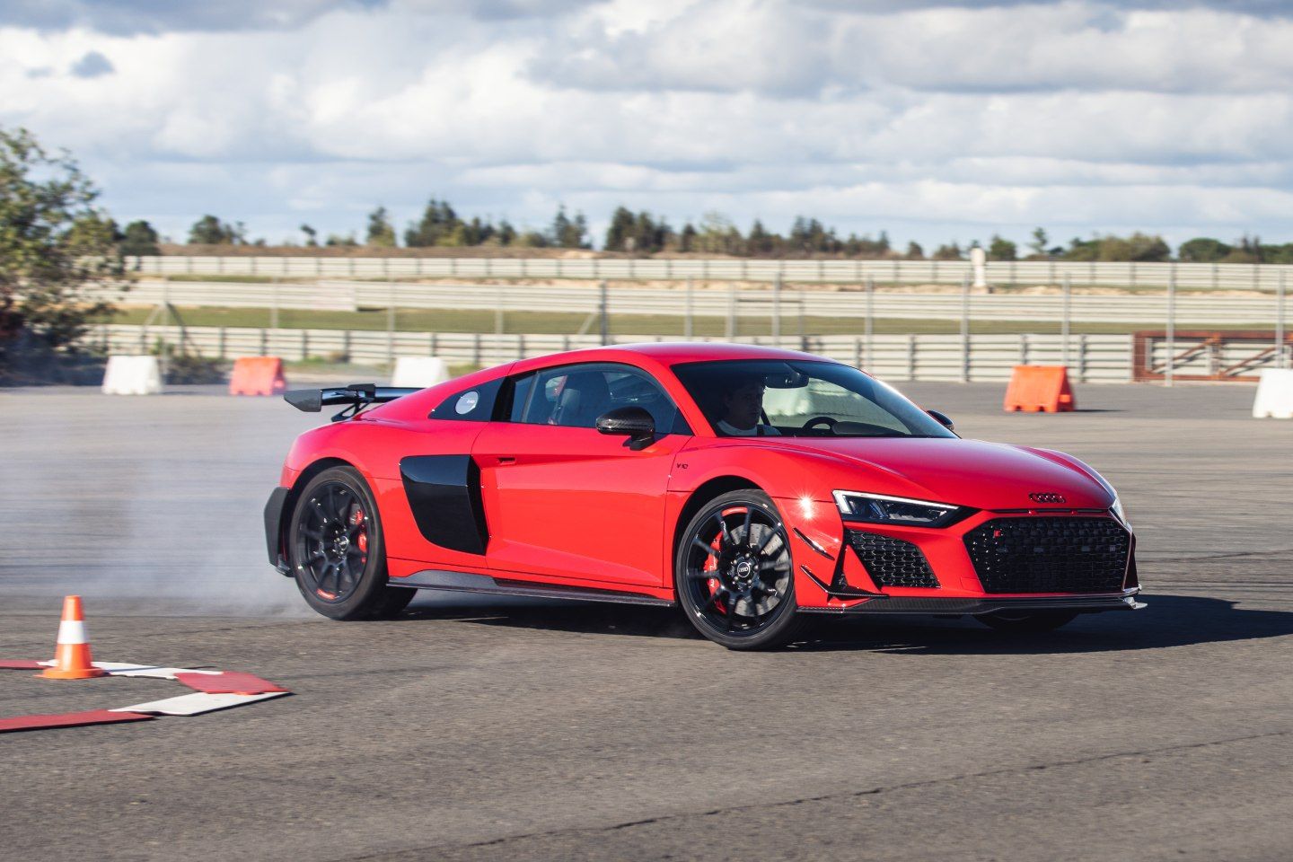 Audi R8 V10 review: see how quick it really is 