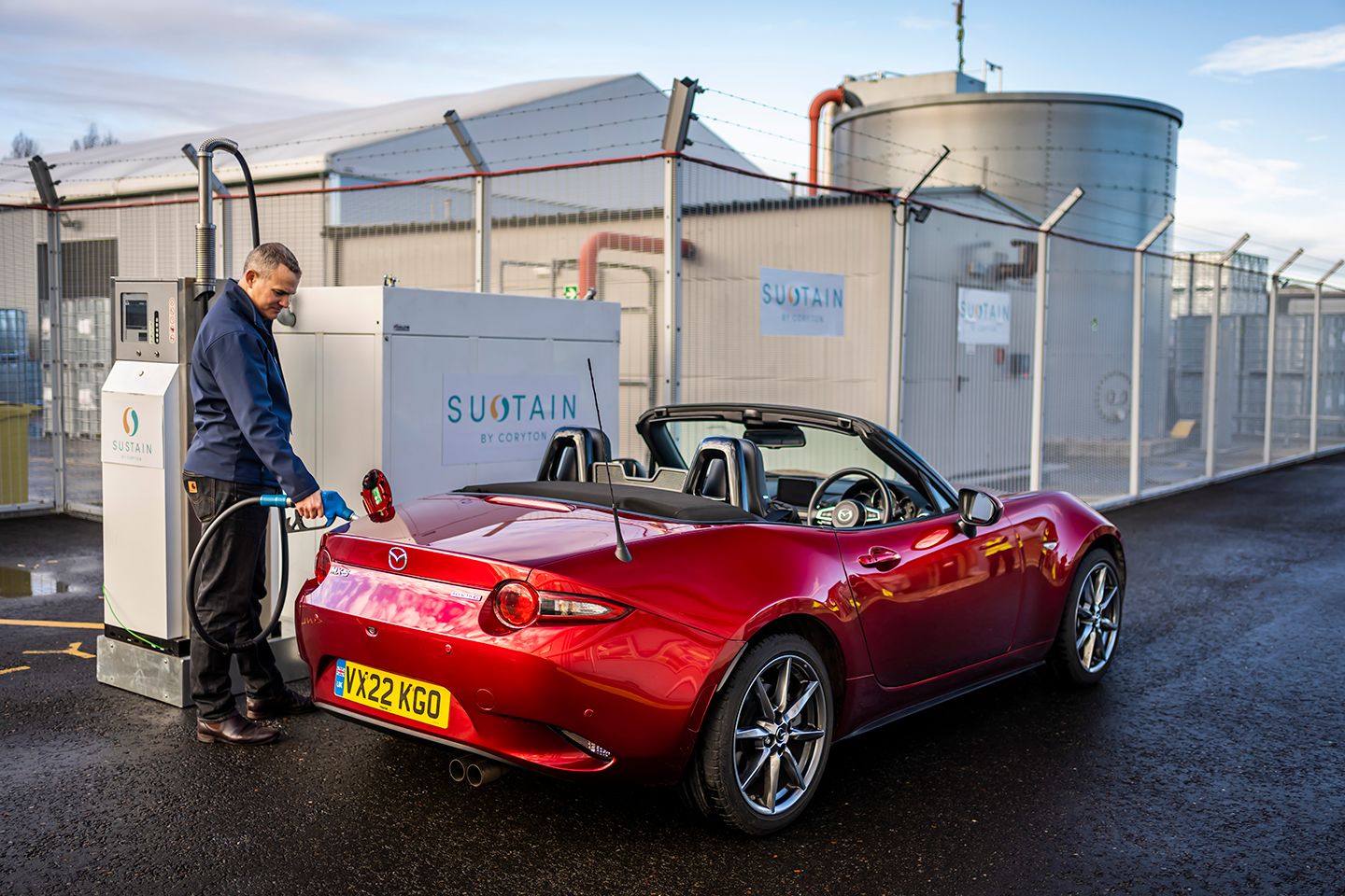 MX-5 sets four lap records on fossil-free fuel - PistonHeads UK