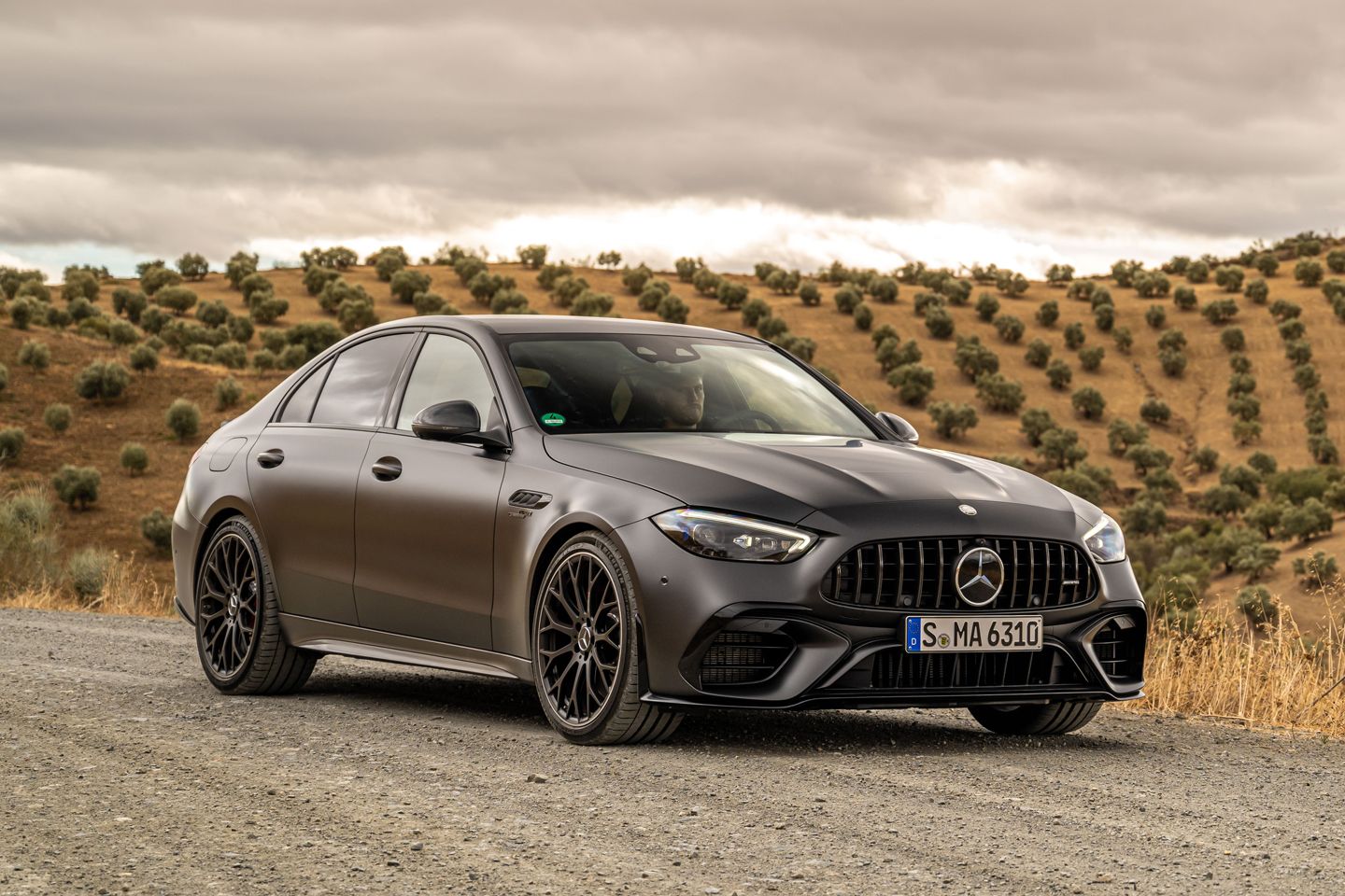 New Mercedes-AMG C 63 S E-Performance plug-in hybrid arrives: full