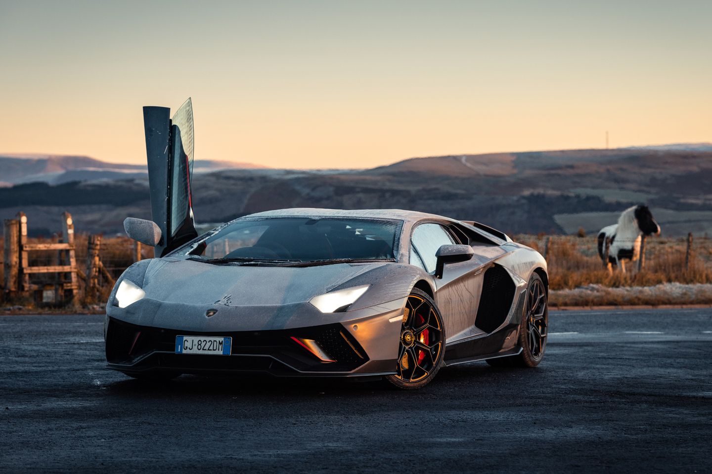 lamborghini aventador blue chrome wallpaper