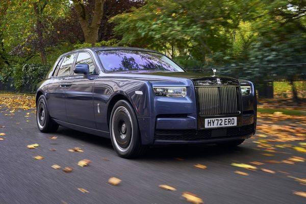 The average cost of a Rolls-Royce in 2022 was half a million Euros