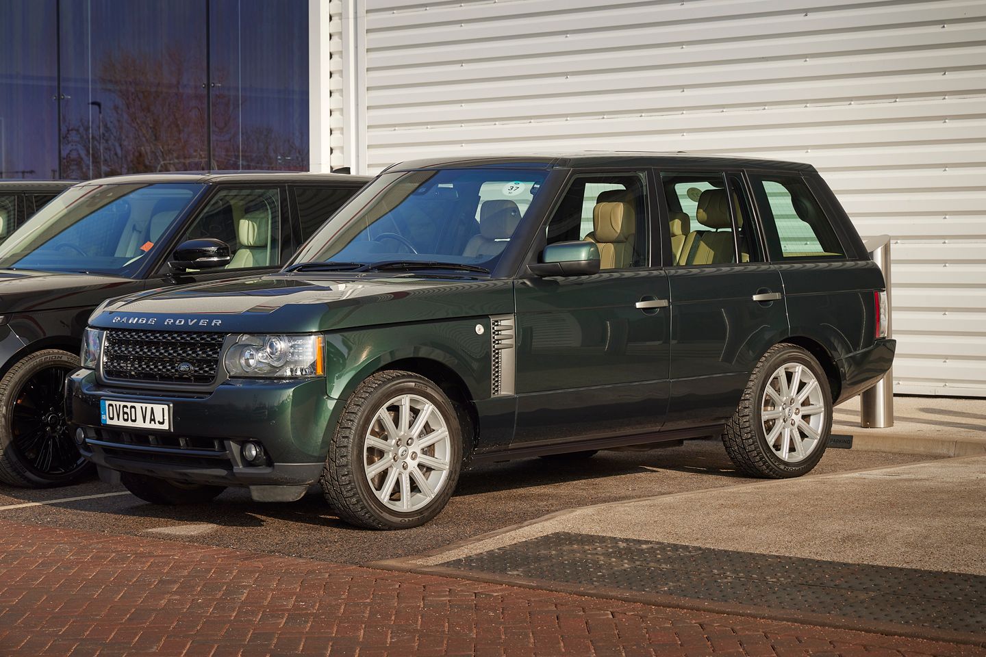 Land rover store l322