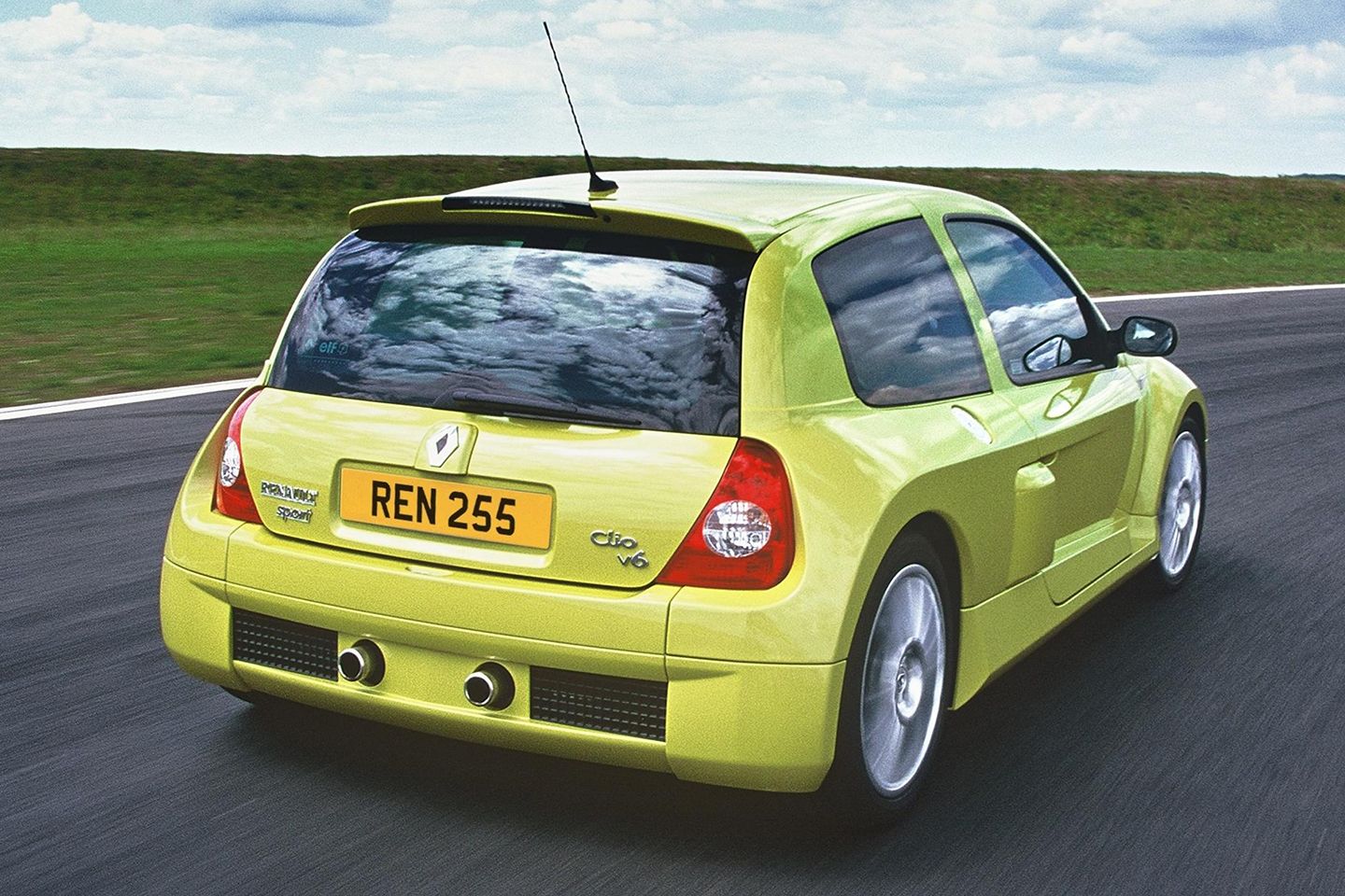 How to buy a Renault Clio II Phase 2 (2001-2005 models)