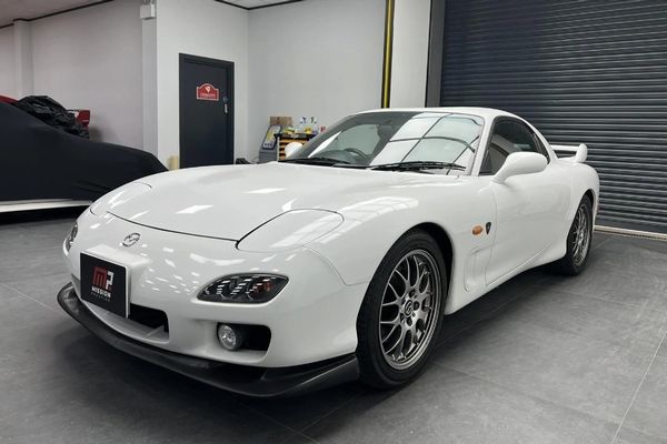 If You're Buying A Mazda RX-7, Know These Things About The Rotary