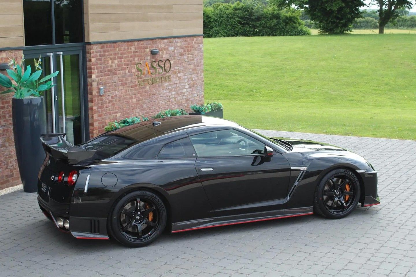 2020 Nissan GT-R Nismo  UK Review - PistonHeads UK