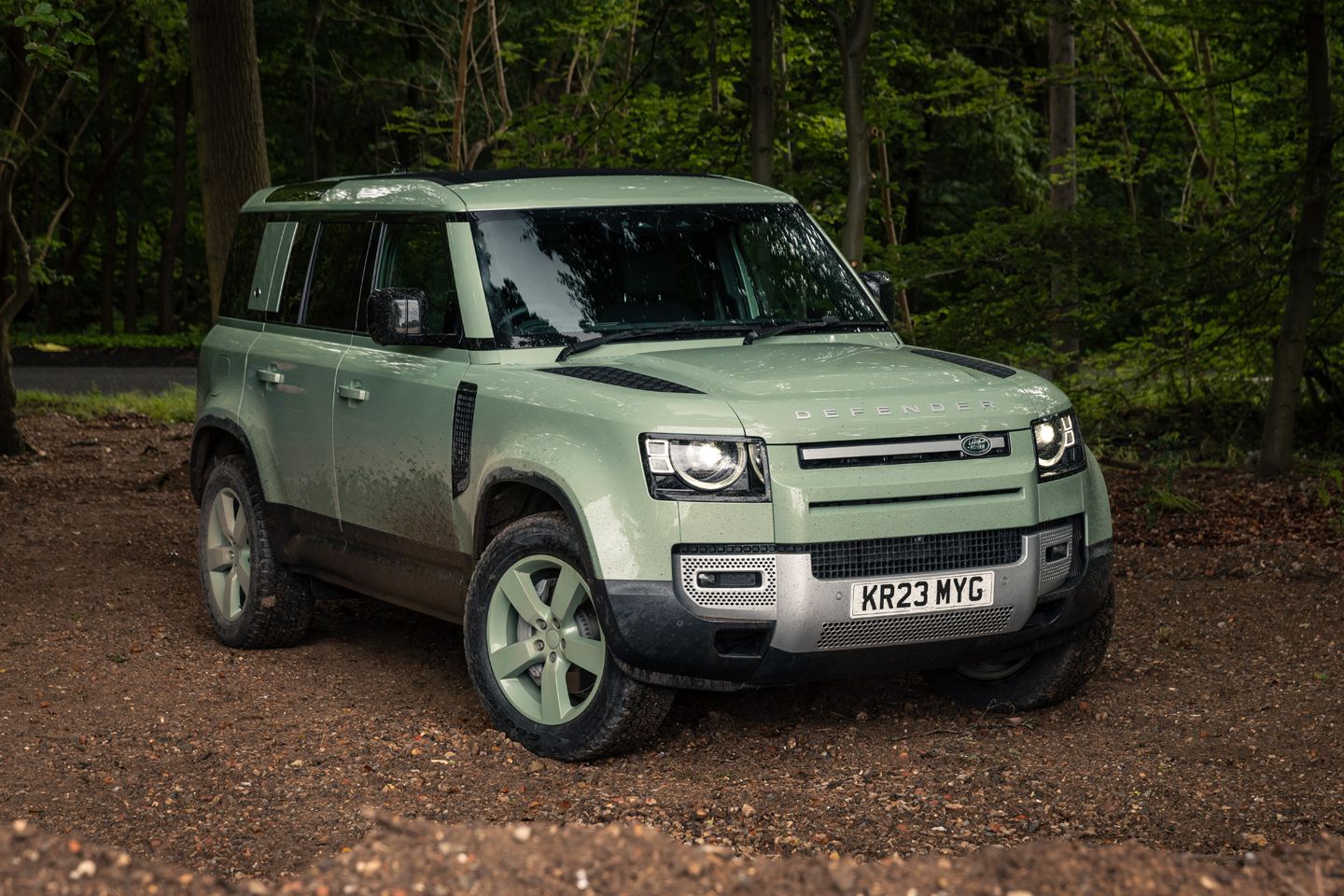 Land Rover Defender 75th Limited Edition celebrates the iconic off