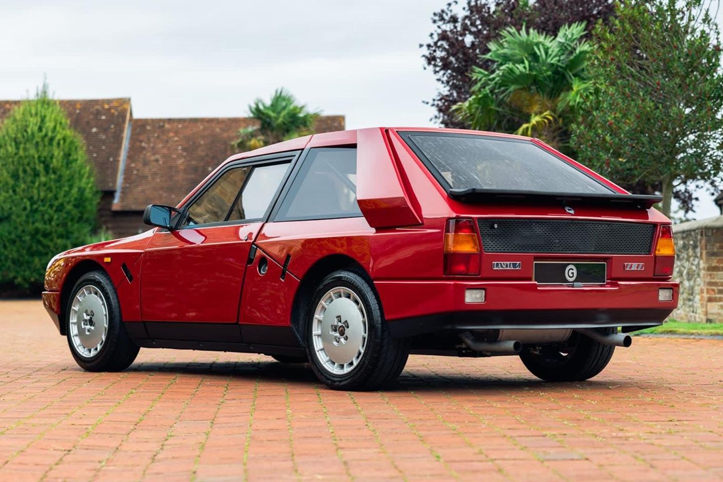 Mind-blowing Lancia Delta S4 Stradale for sale - PistonHeads UK