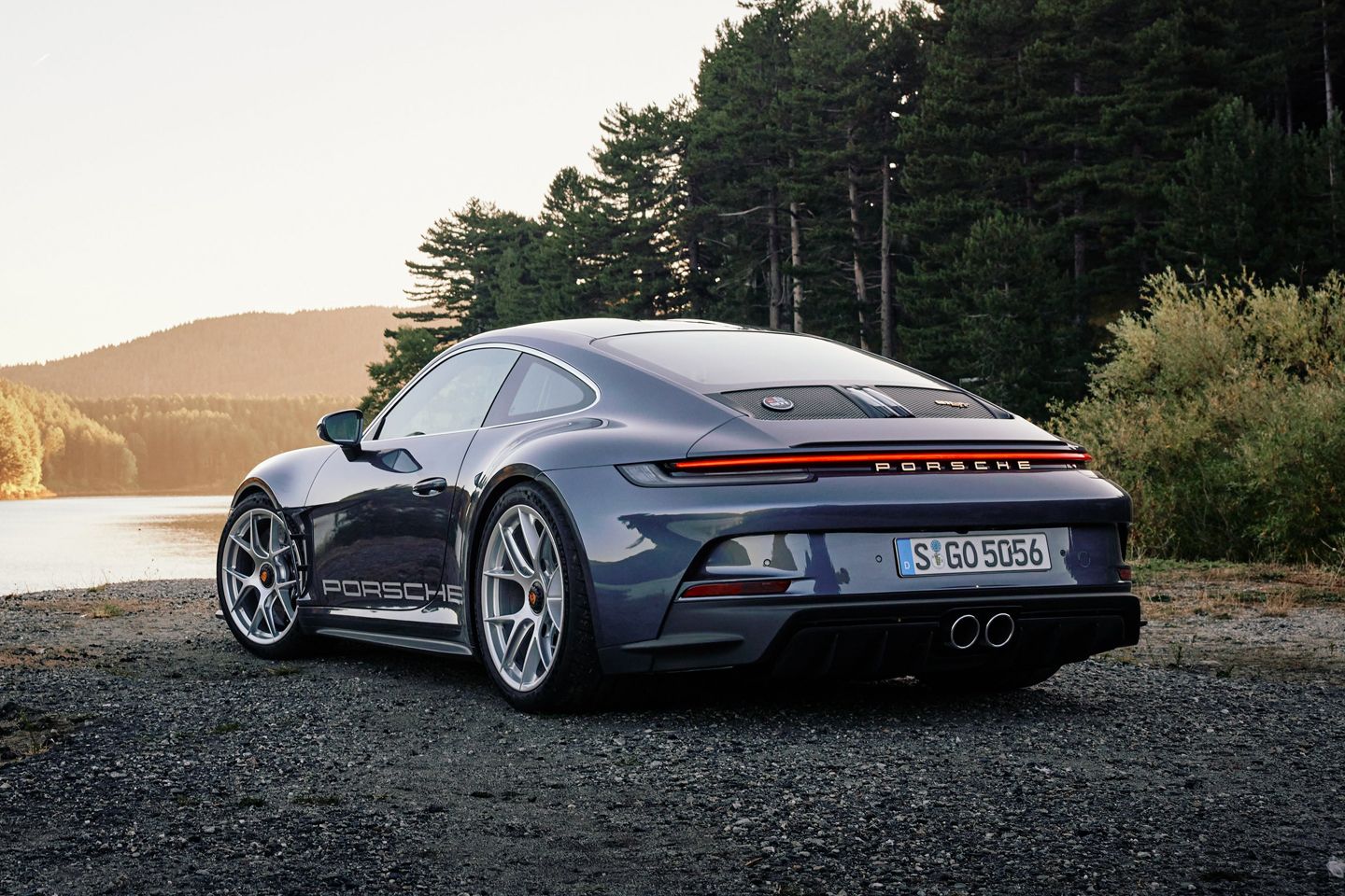 Porsche 911 S/T Review - Bloomberg