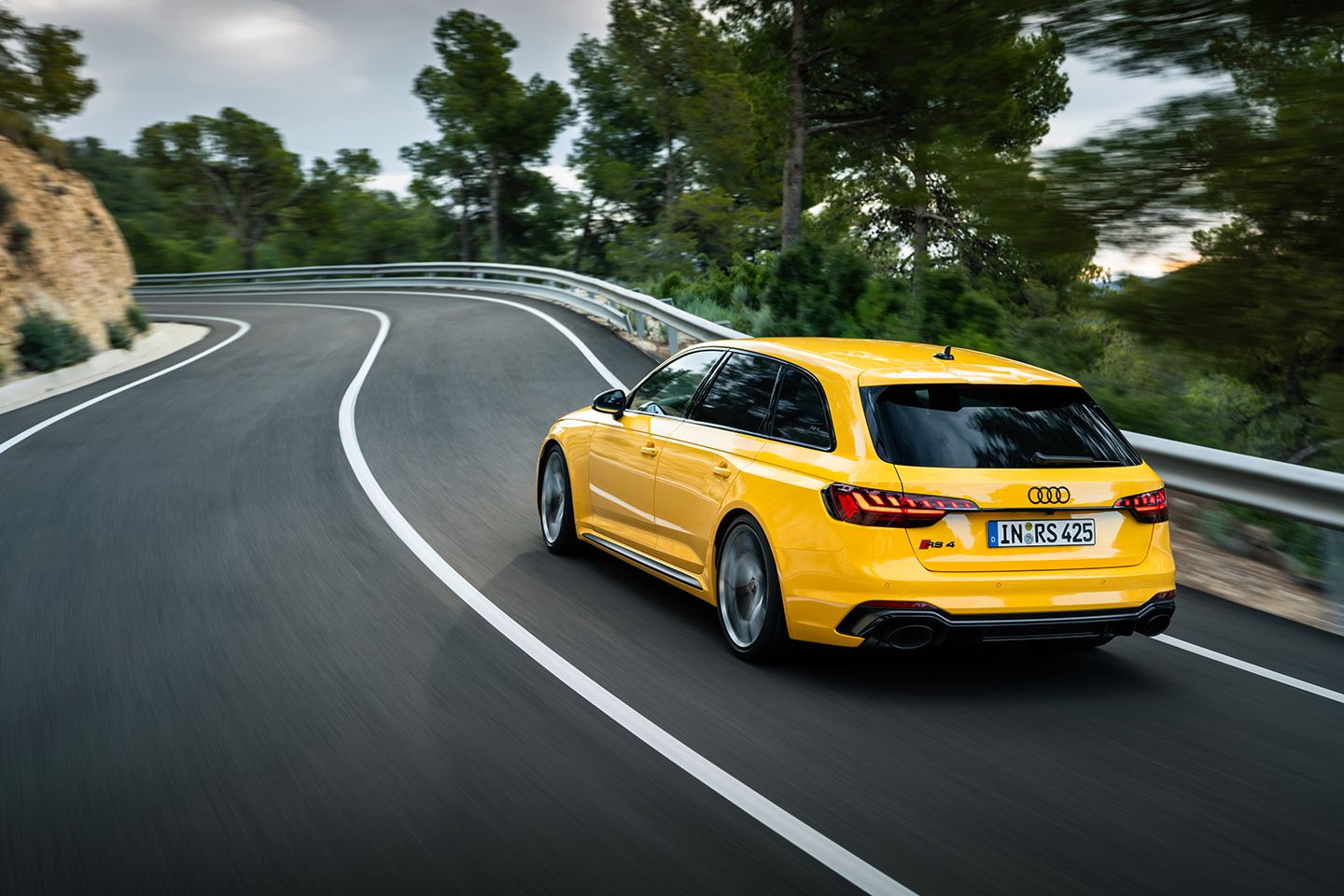 Audi RS4 edition 25 years resurrects Imola Yellow - PistonHeads UK