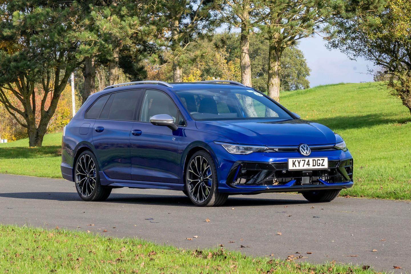 2025 Volkswagen Golf R Estate | UK Review