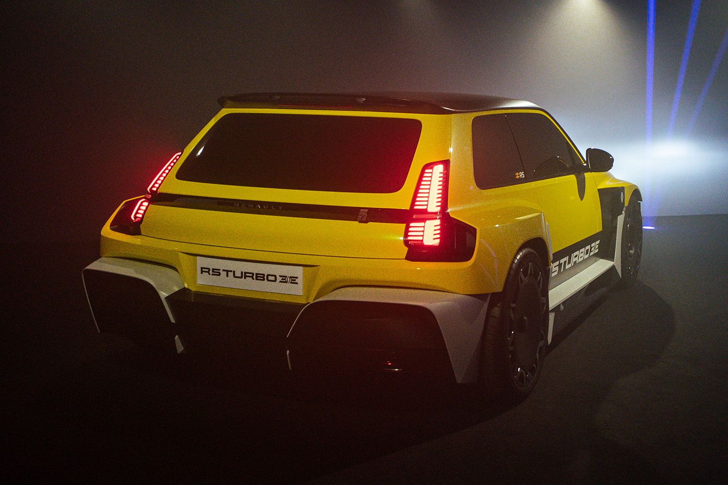 New Renault 5 Turbo 3E gets 540hp, arrives in 2027